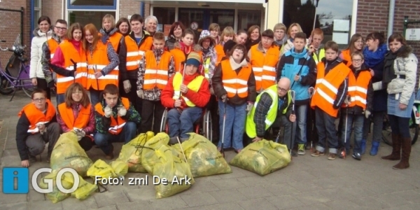 700 kinderen in actie op Opschoondag Goeree-Overflakkee