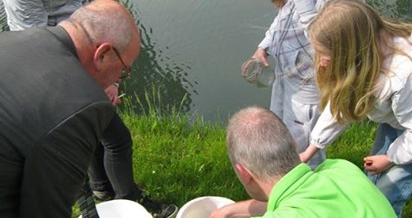 Wethouder Tollenaar geeft startsein Waterlessen