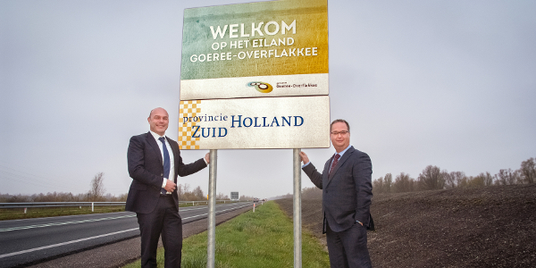 Welkomstborden op Goeree-Overflakkee