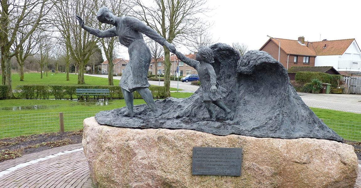 Afbeeldingsresultaat voor watersnoodramp 1953 monument stellendam