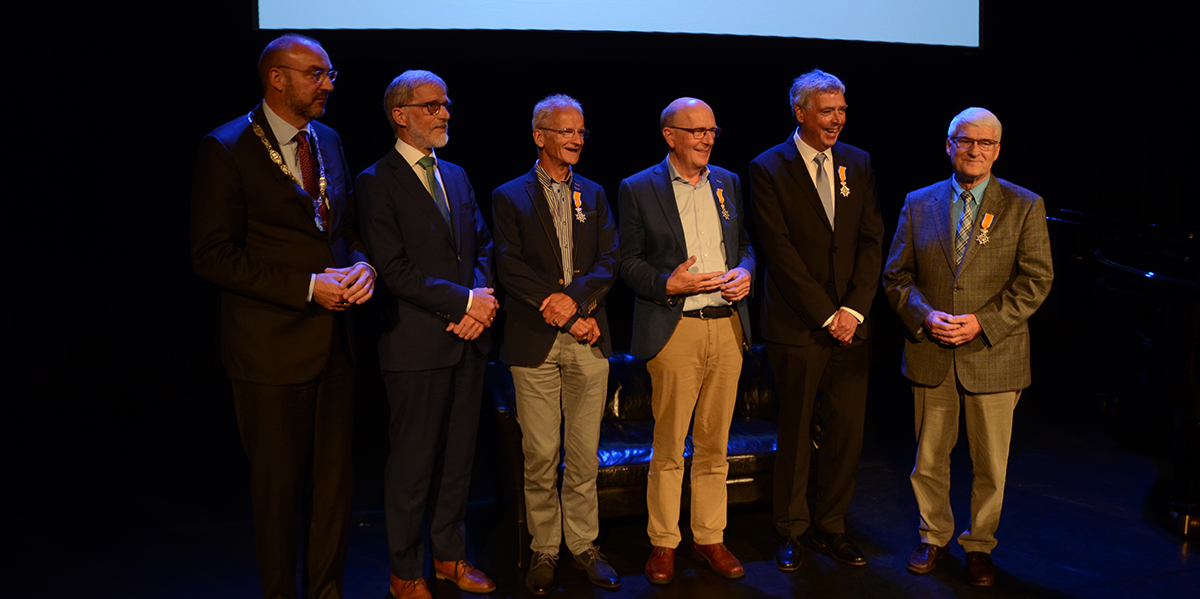 Prof. dr. F. van der Pol uit Ouddorp benoemd tot Ridder in de Orde van Oranje-Nassau