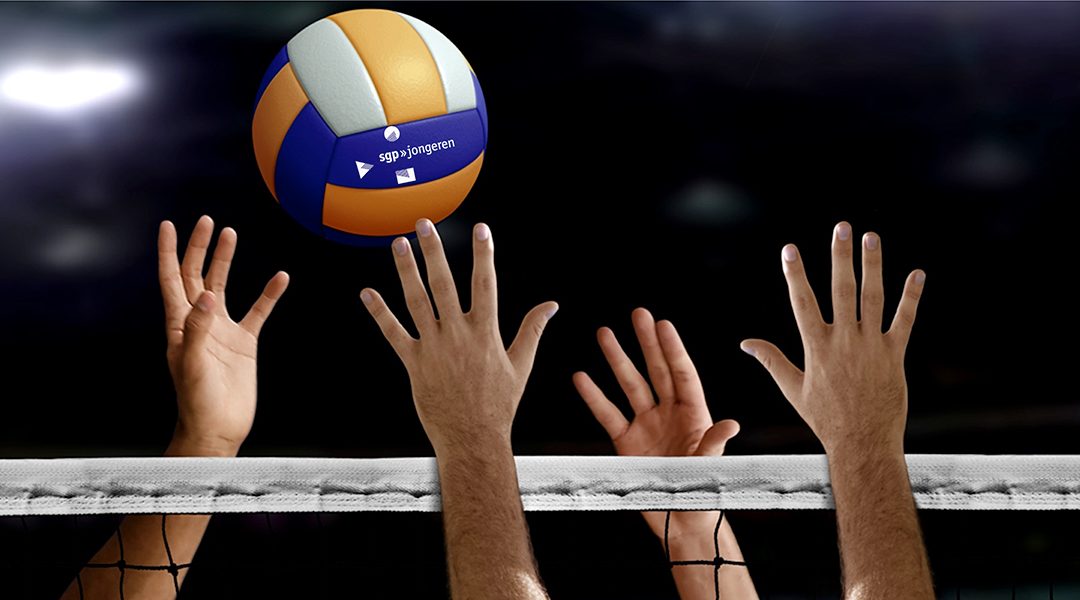 SGP-jongeren organiseert volleybaltoernooi (jongerenactiviteit)