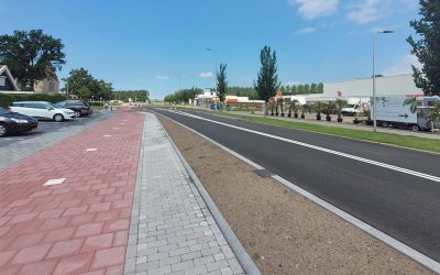 Oude-Tonge wordt eerste dorp op Goeree-Overflakkee waar bromfietsers op de rijbaan moeten rijden