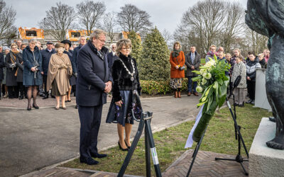 Indrukwekkende herdenking Ramp in Oude-Tonge