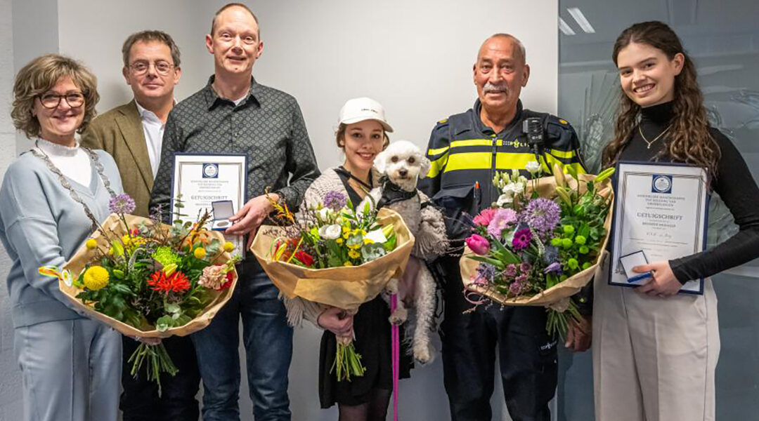 Twee helden onderscheiden voor redden drenkeling