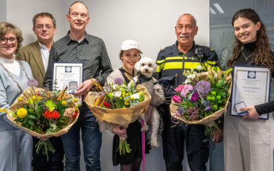 Twee helden onderscheiden voor redden drenkeling