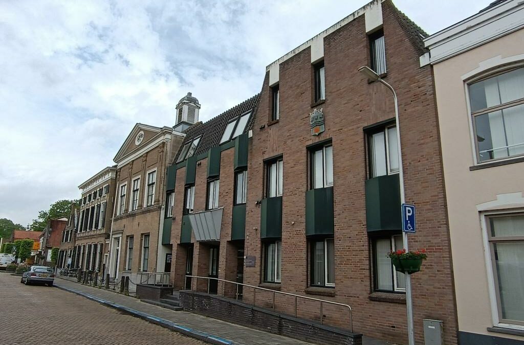 Opvang Oekraïners in voormalig gemeentehuis Dirksland