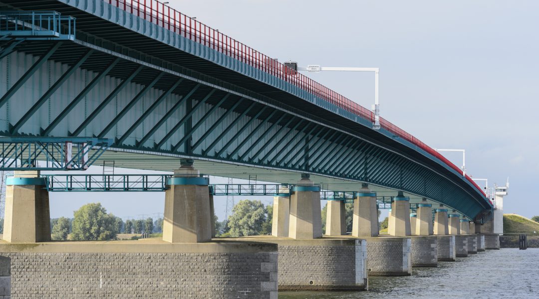 Op aanvraag dagelijkse bediening Haringvlietbrug vanaf maandag 12 februari