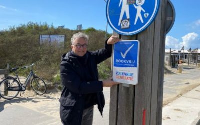 Gemeente Goeree-Overflakkee maakt strand Brouwersdam rookvrij